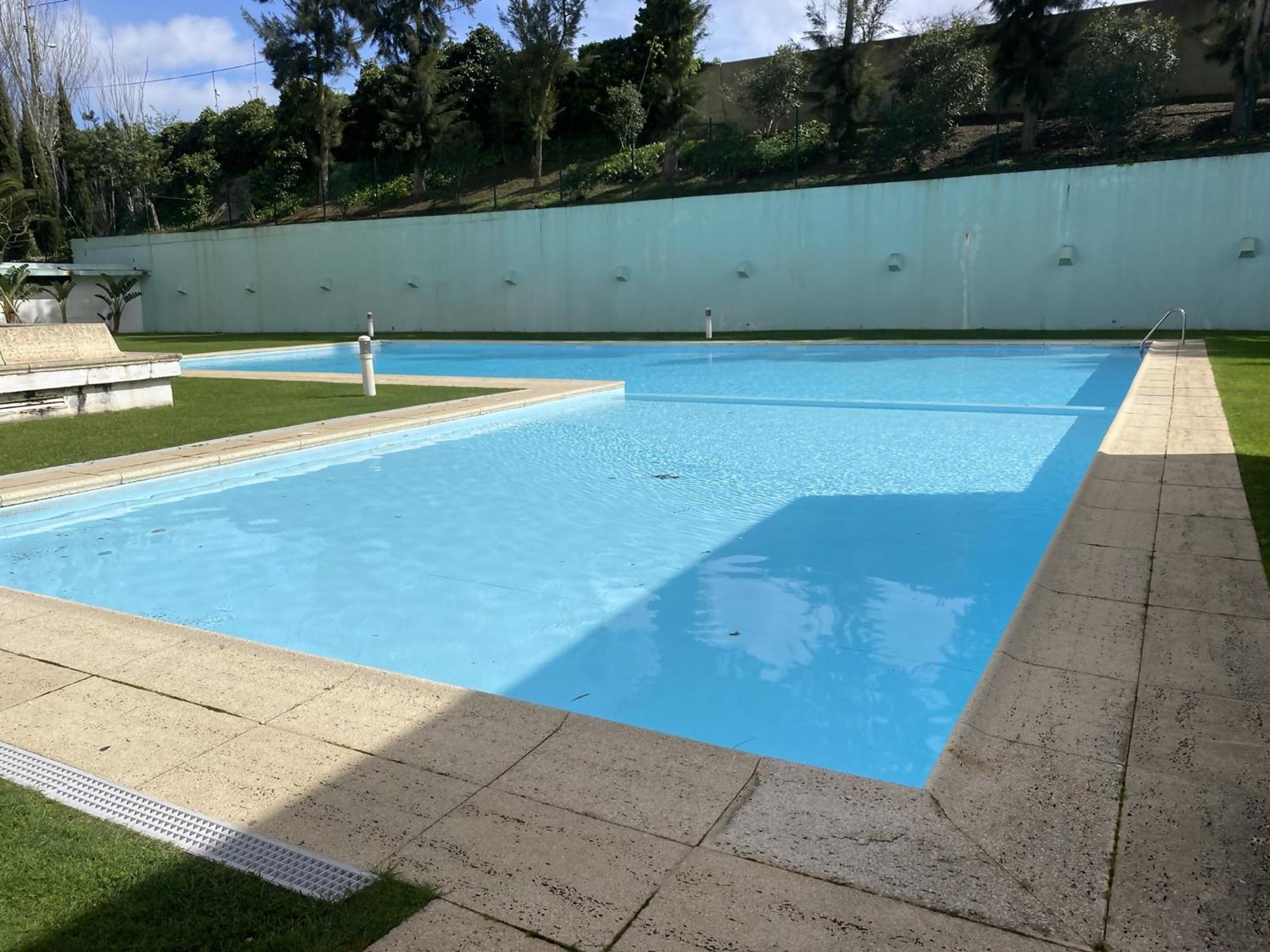 T3 Com Piscina Tenis Ginasio E Parq Infant Apartamento Lisboa