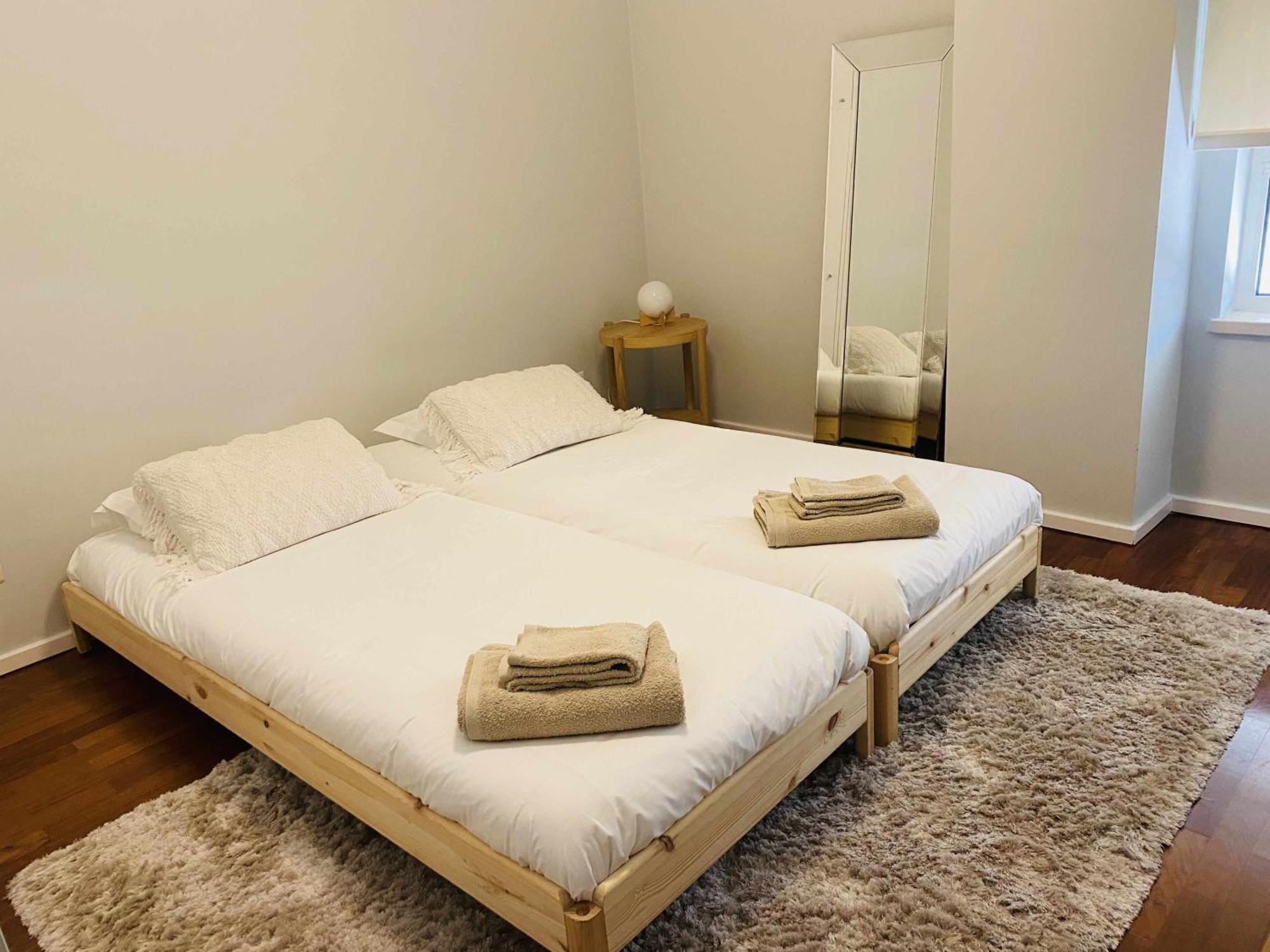 Apartamento T3 Com Piscina Tenis Ginasio E Parq Infant Lisboa